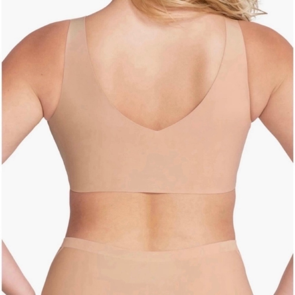 Honeylove‎ V-Neck Bra in Sand - Picture 2 of 12